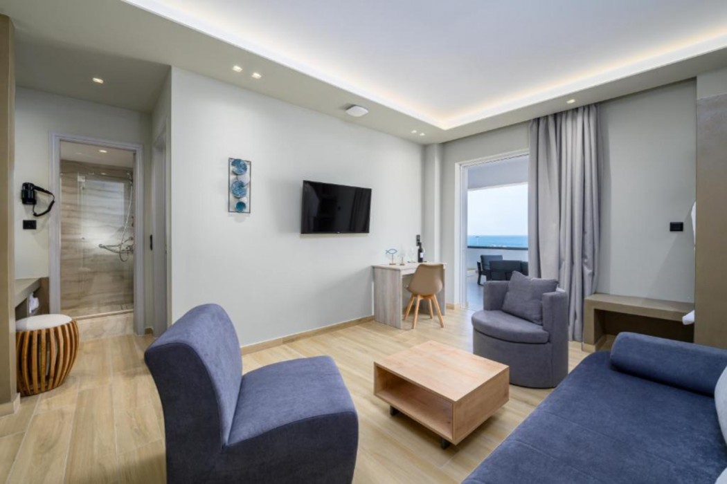 Nicolas Grand Suites 24/63
