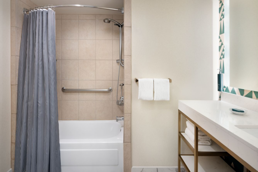 Courtyard by Marriott San Diego Downtown Little Italy 29/64