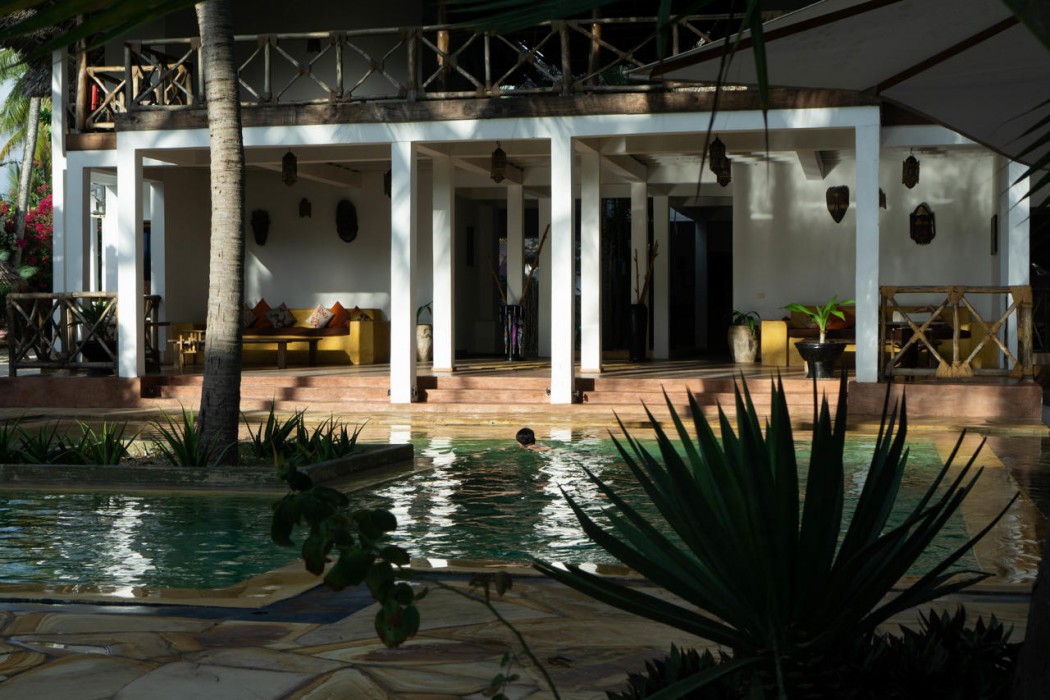 Sahari Zanzibar 57/81