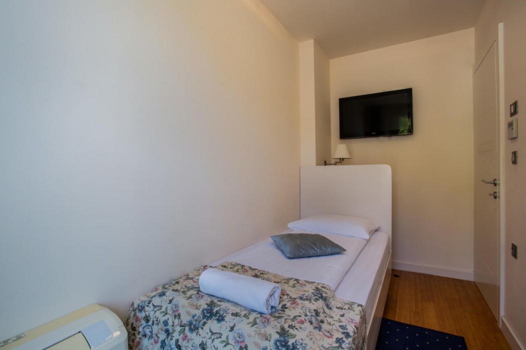 Hotel Pleter 24/77