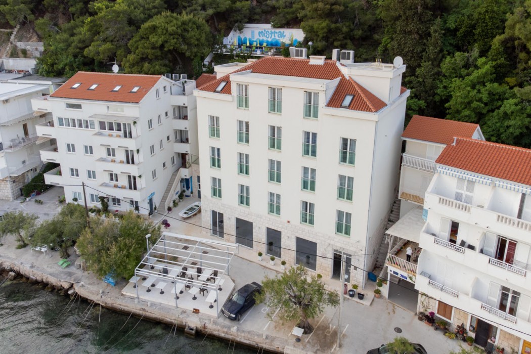 Hotel Pleter in OMIS