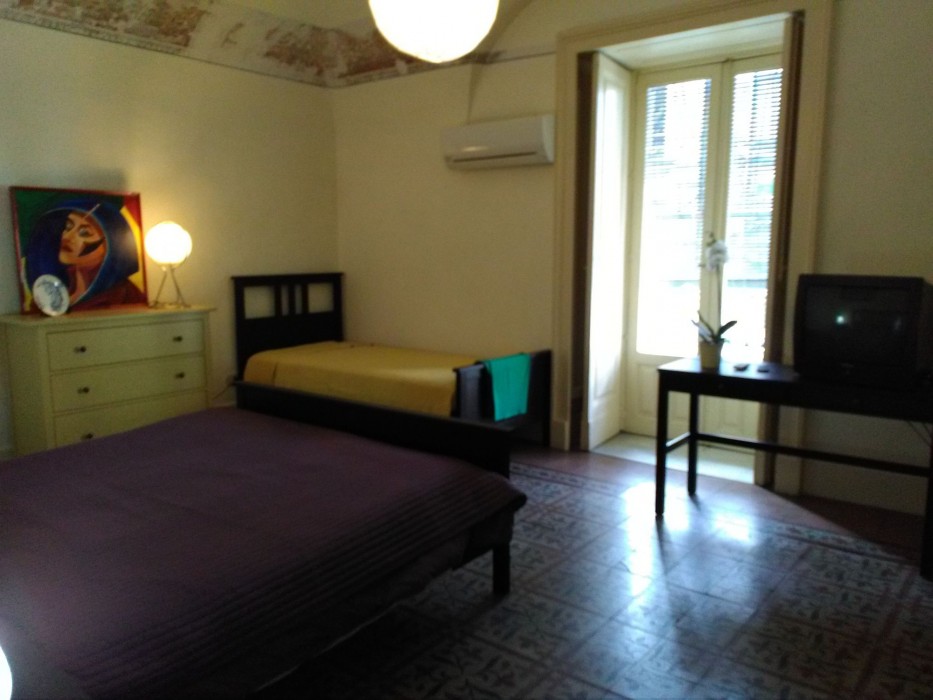 Ivana B&amp;B 21/76