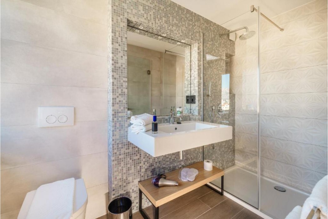 The View Luxury Rooms 44/71