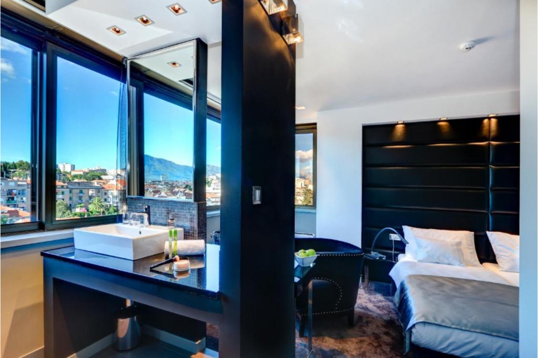 The View Luxury Rooms 38/71