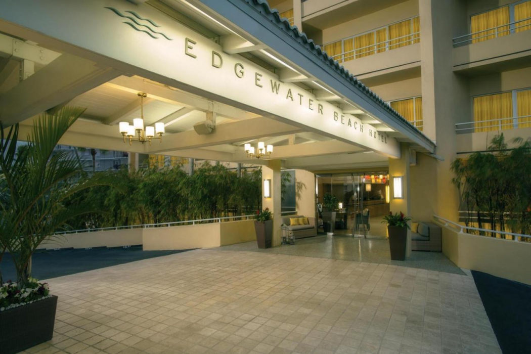 Edgewater Beach Hotel 3/64
