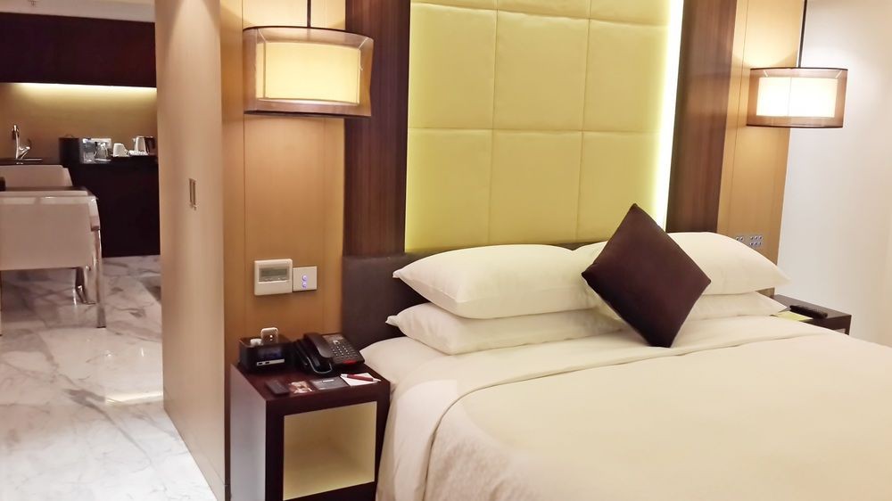 Crowne Plaza Dhaka (Ex Doreen Hotel and Resorts) 14/57
