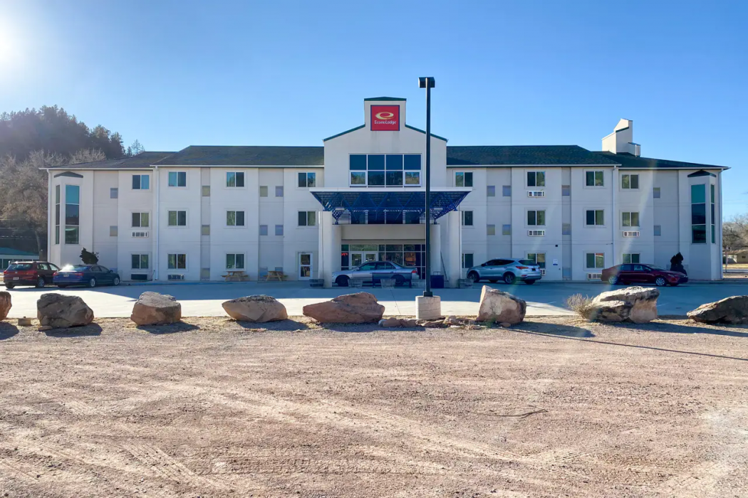 Econo Lodge Hot Springs South 1/13