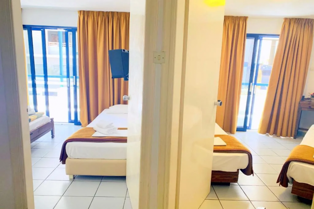 Kassavetis Center Hotel Studios and Apartments 10/61