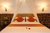 Le Grand Palais Boutique Hotel 28/100