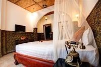 Le Grand Palais Boutique Hotel 55/100