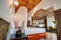 Le Grand Palais Boutique Hotel 56/100