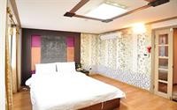 Ritz Motel & Pension 26/71