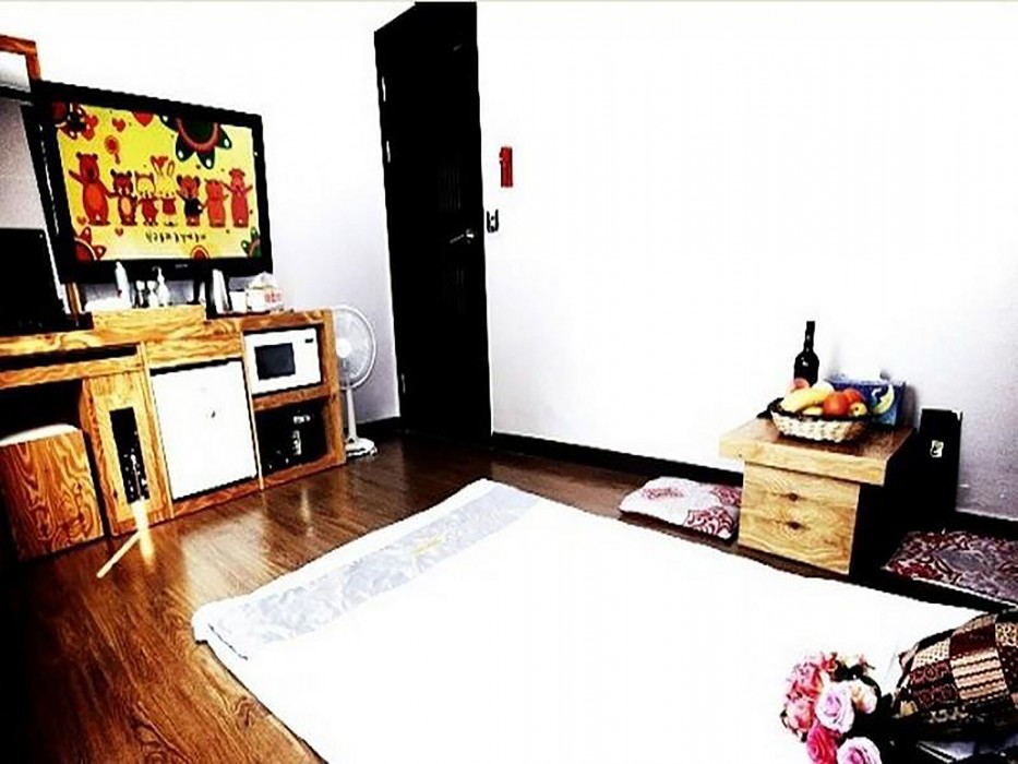 Gung Tourist Hotel 30/52