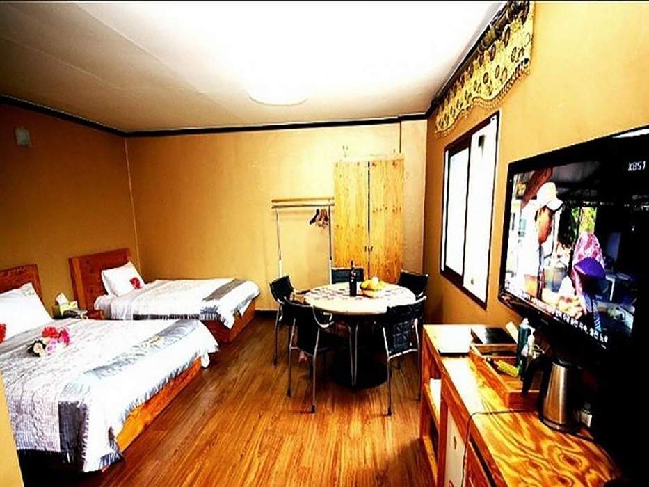 Gung Tourist Hotel 25/52