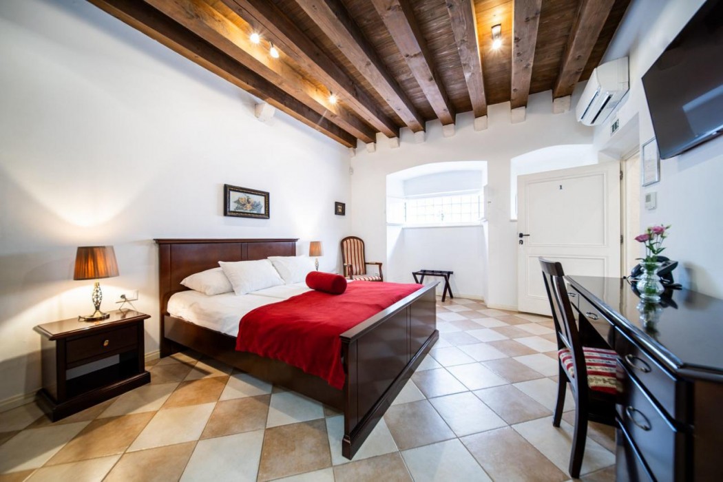 SUNce Palace Apartments 15/48