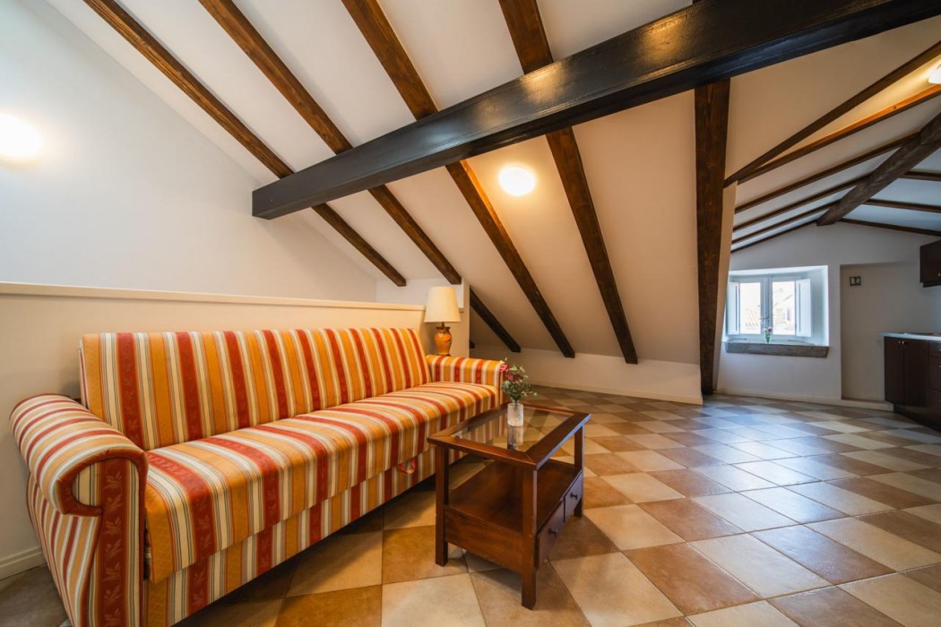 SUNce Palace Apartments 25/48