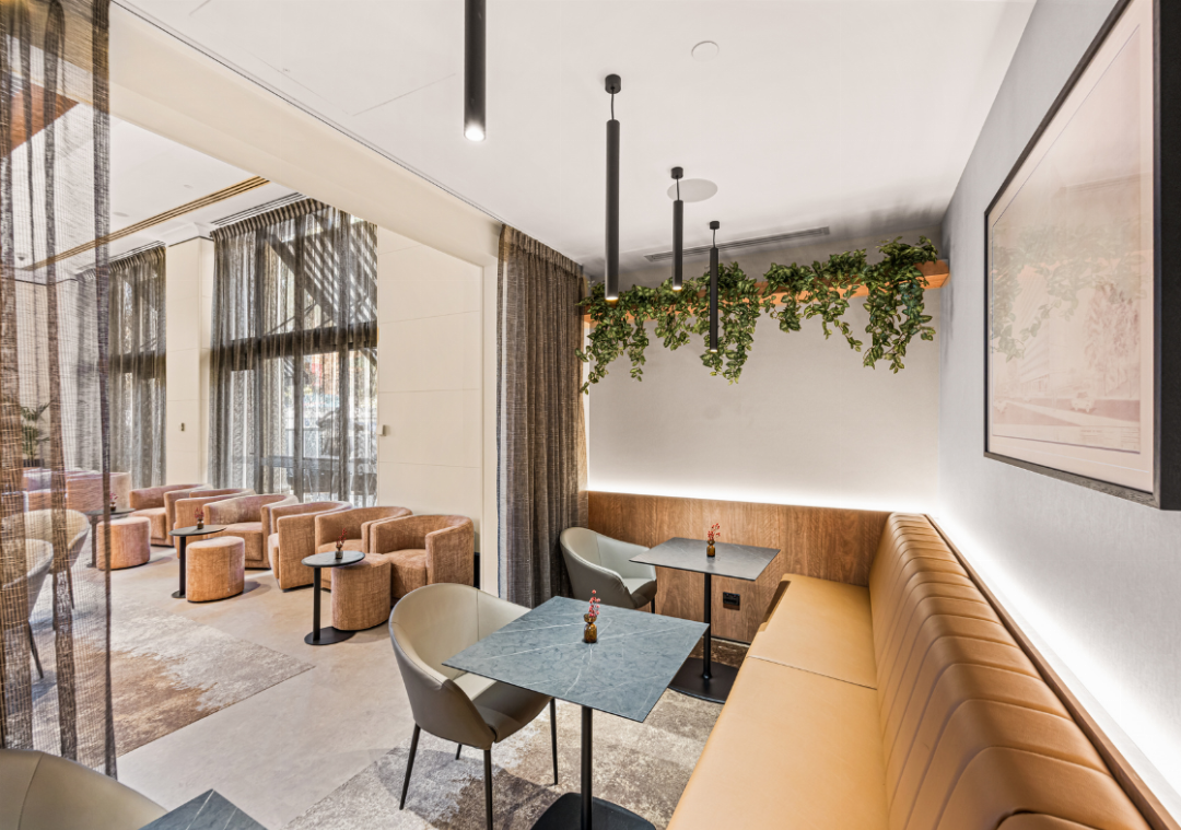 Duxton Hotel 26/74