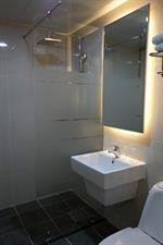 CS Avenue Hotel 47/75