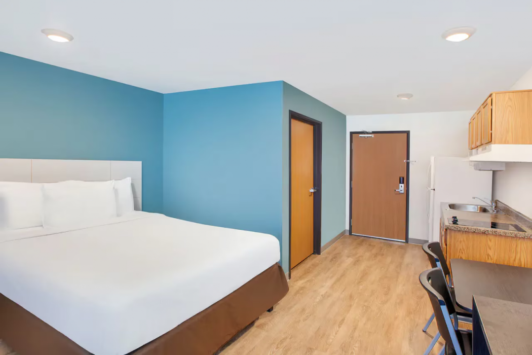 WoodSpring Suites Minot 10/28