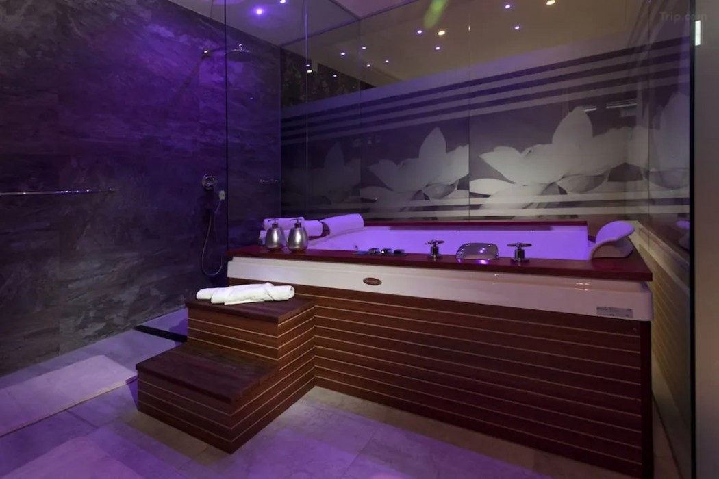 Boban Luxury Suites 46/80