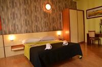 Hotel Mimosa 26/47