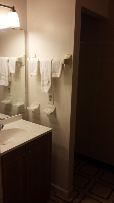 Airport Motor Inn 25/31