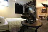 H Avenue Hotel 47/69