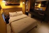 H Avenue Hotel 61/69