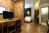 H Avenue Hotel 34/69