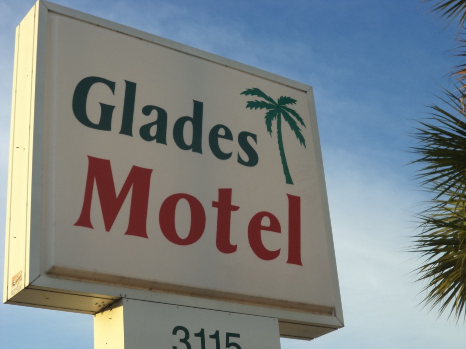 Glades Motel 8/23