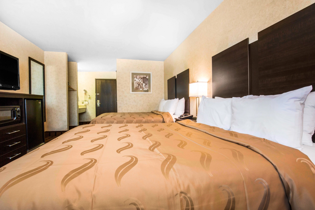 Quality Inn Monee I-57 8/21