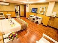 Golden Rain 2 Hotel 43/96