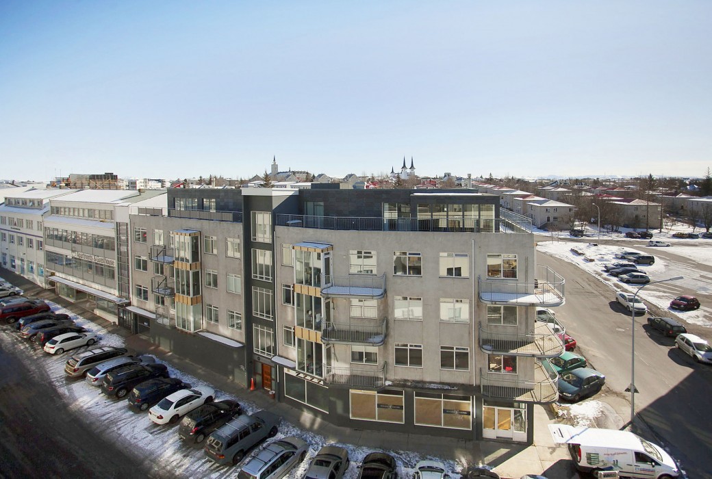 A PART OF REYKJAVIK APARTMENTS BRAUTARHOLT 22/100