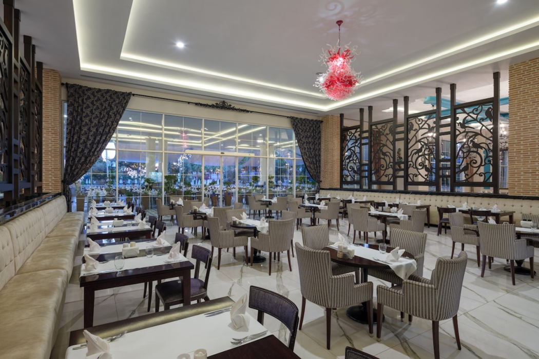 Rubi Platinum Spa Resort and Suites 55/72