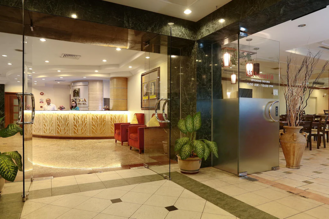 Hotel Santosa 2/27