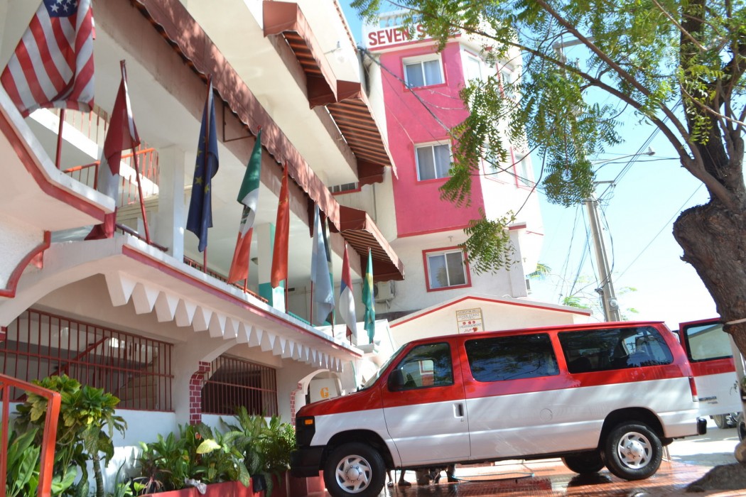 Seven Stars Hotel 30/50