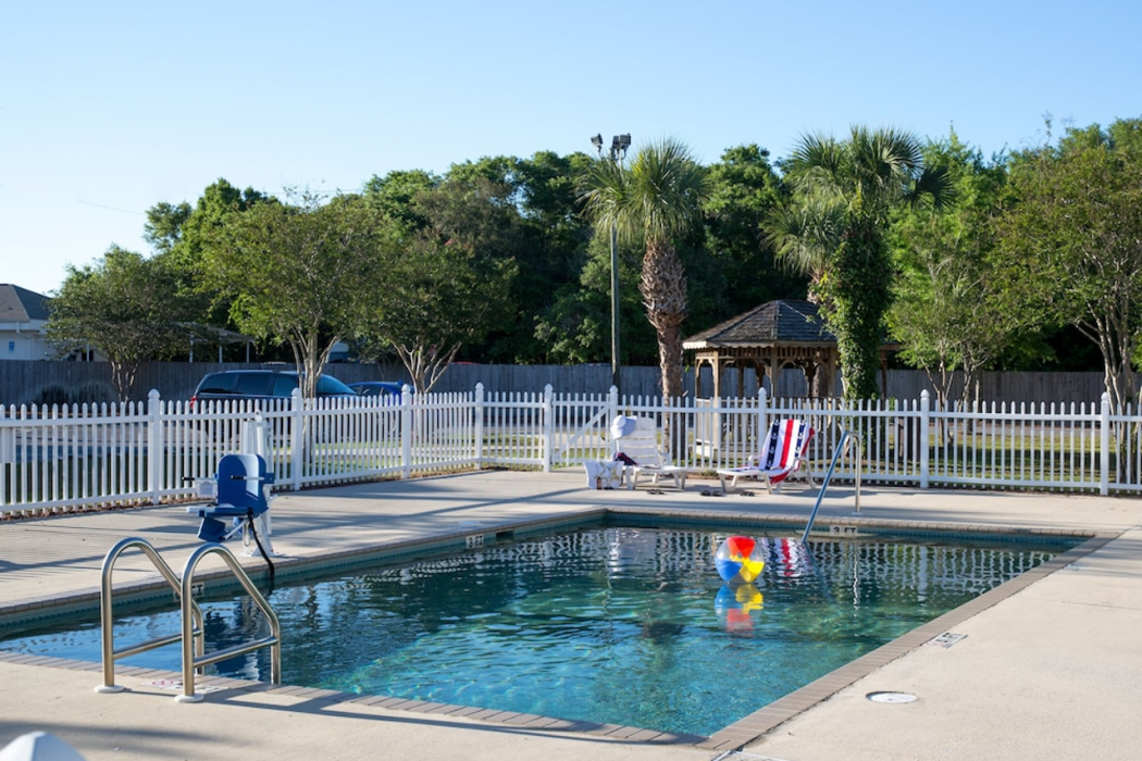 Comfort Inn Pensacola Near NAS Corry Station 24/60
