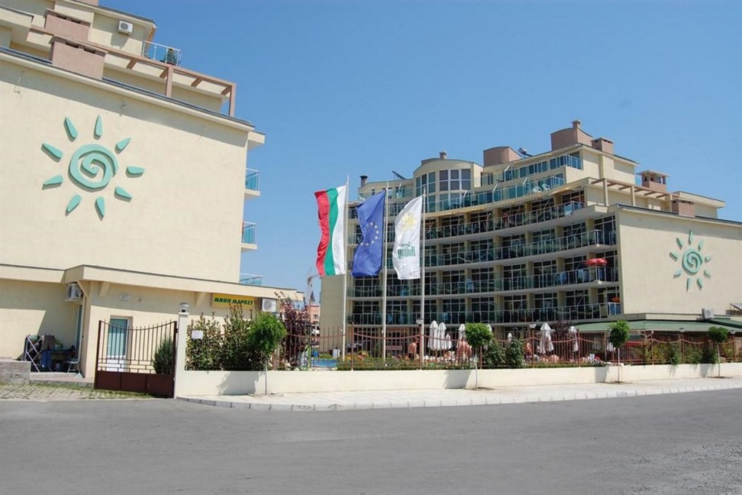 Julia Family Apartments 24/62