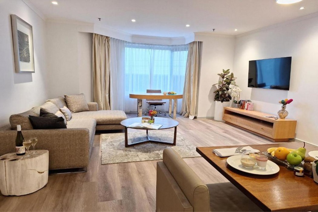 Residence on Langley Park 23/46