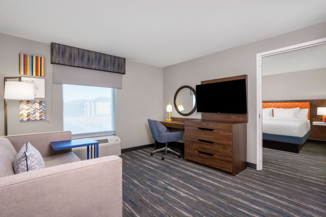 Hampton Inn and Suites Muncie 13/43