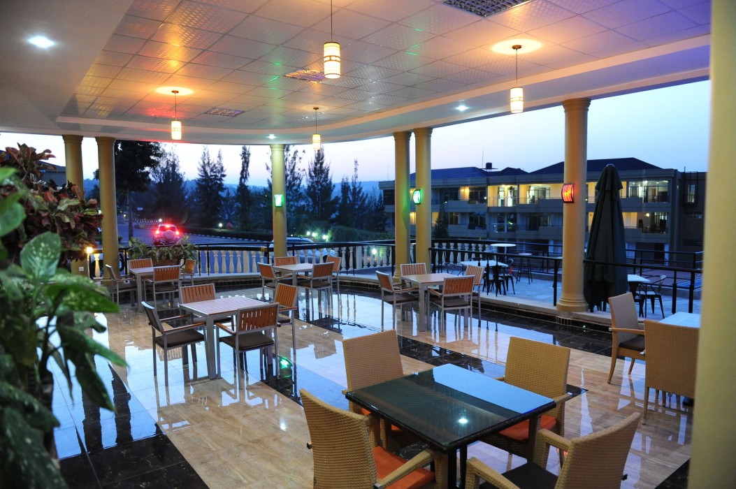 Nobleza Hotel 27/50