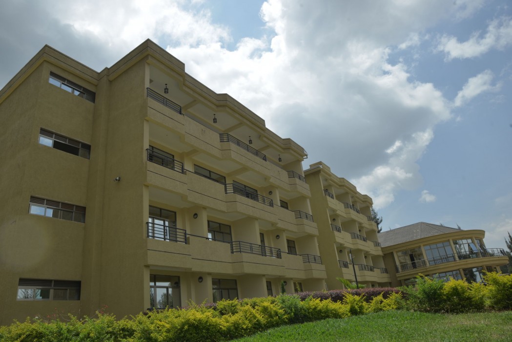 Nobleza Hotel 12/50