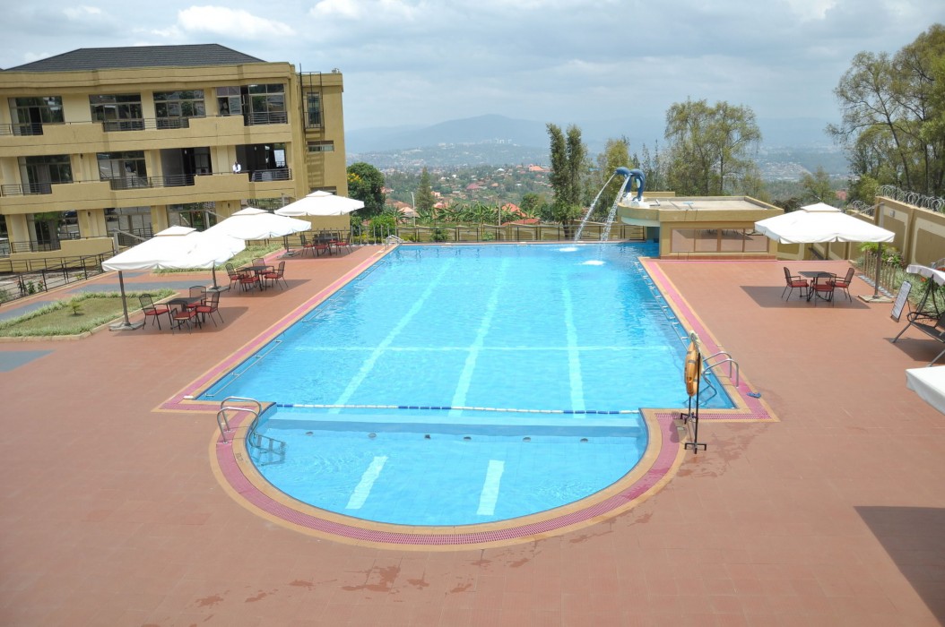 Nobleza Hotel 24/50