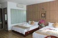 VALENCIA HOTEL 53/70