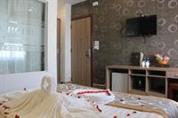 VALENCIA HOTEL 50/70