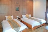 VALENCIA HOTEL 26/70