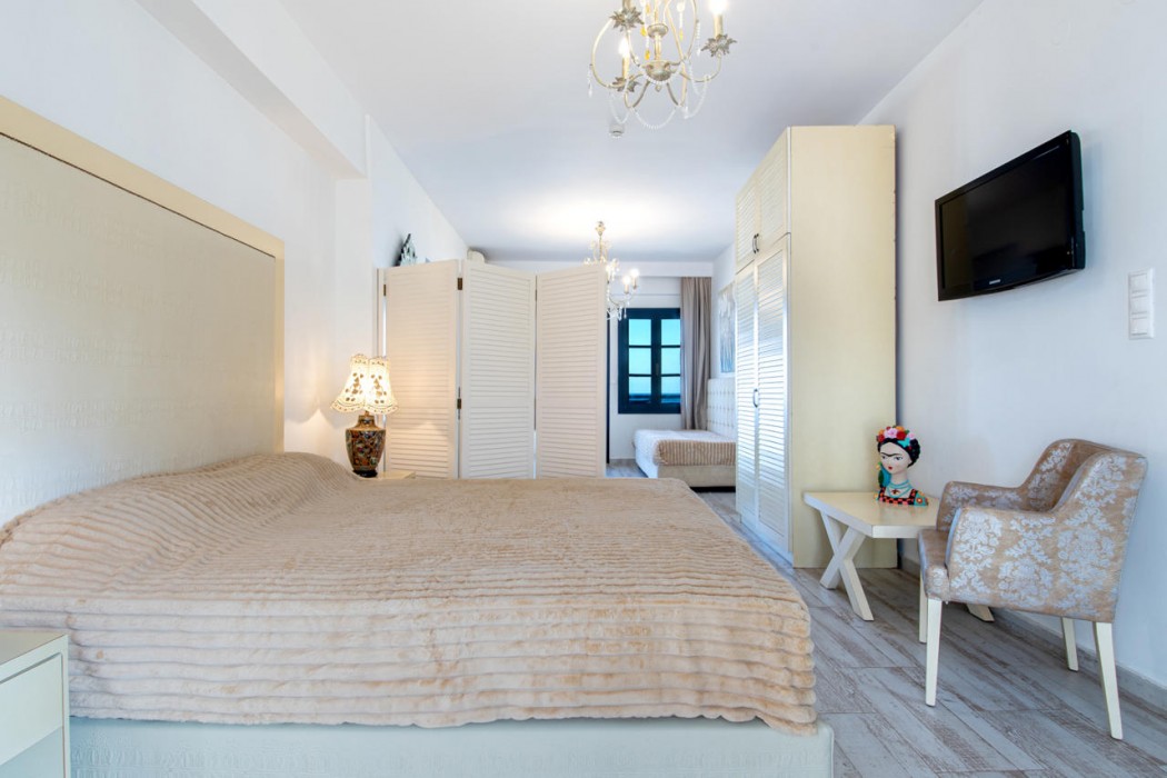 Assa Maris Beach Hotel 48/108