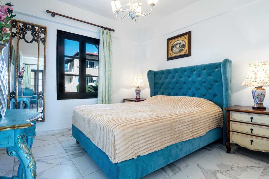 Assa Maris Beach Hotel 25/108