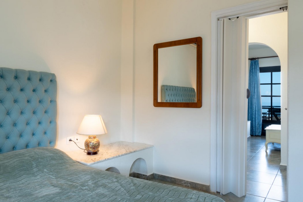 Assa Maris Beach Hotel 46/108