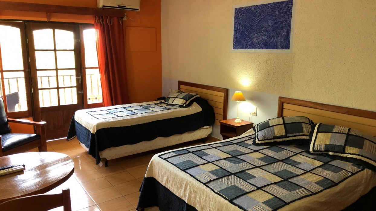 Carmen Hotel 38/100